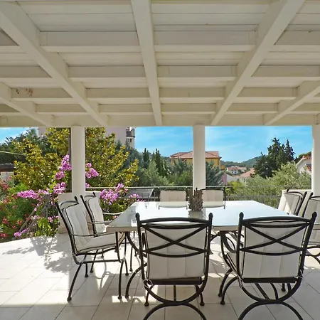 Three Palms Villa Murter