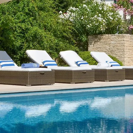Three Palms Villa